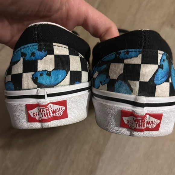 Vans - Picture 2 of 3